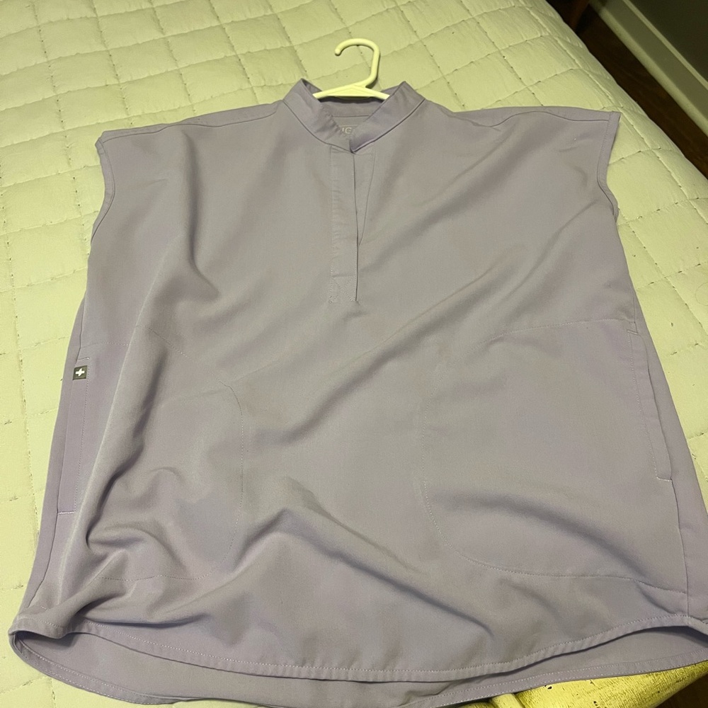 Figs Rafaela size small